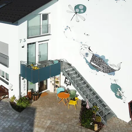 Mit Ueberdachter Terrasse 7 7 Eg Friedrichshafen