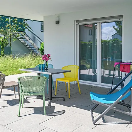 Mit Ueberdachter Terrasse 7 7 Eg Appartement Friedrichshafen