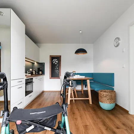 Mit Ueberdachter Terrasse 7 7 Eg Appartement *
